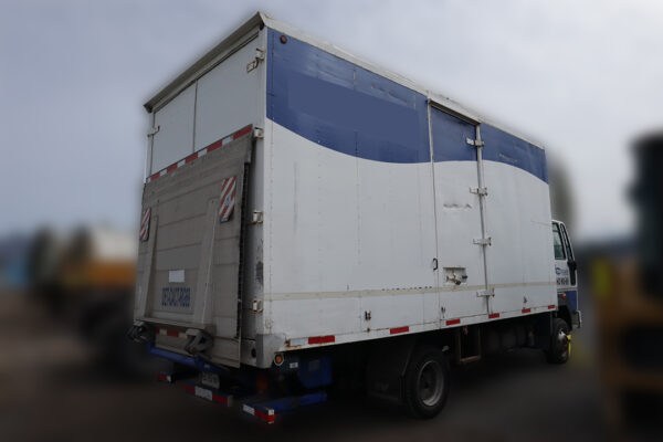 Camión Mudanza Ford Cargo 1119 - Imagen 4